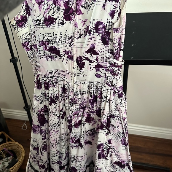 Hot Topic Dress - Picture 2 of 3